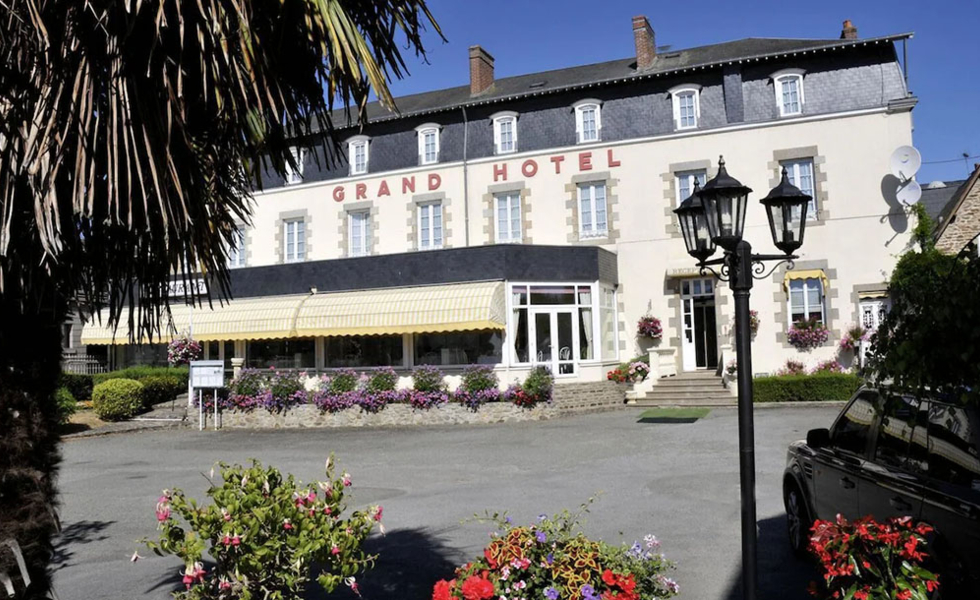 LE GRAND HÔTEL DE MAYENNE Mayenne