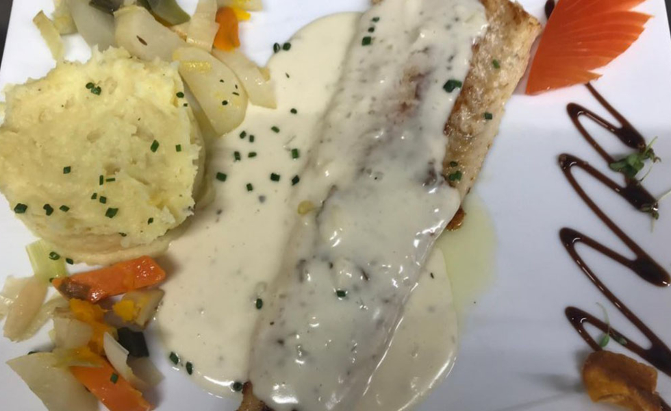 HÔTEL RESTAURANT LES CYGNES Villers-le-Lac