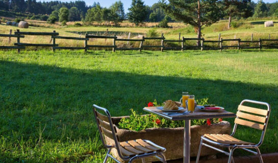 HOTEL CLUB LES HAMEAUX DE LOZERE Fournels