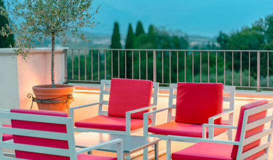 HOTEL PORTA DEL SOLE Soiano del Lago (BS)