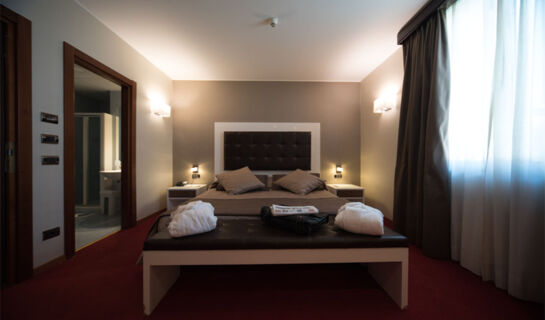 MAGRI'S HOTEL Naples