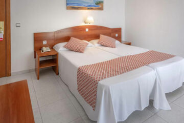 GHT BALMES HOTEL, APARTHOTEL & SPLASH Calella