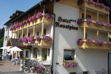 HOTEL ROSALPINA Soraga di Fassa (TN)