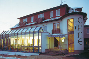 LANDHOTEL WEINRICH (B&B) Naumburg