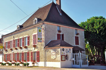 HOSTELLERIE LA CHAUMIERE Arsonval