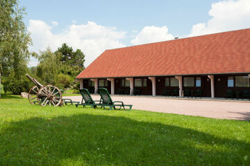 HOSTELLERIE LA CHAUMIERE Arsonval