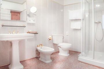 THE KING CHARLES (B&B) Prague