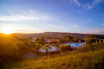 CALANCHI COUNTRY HOTEL & RESORT Ripatransone