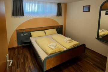 HOTEL RESTAURANT MÖWCHEN Norden HOTEL RESTAURANT MÖWCHEN Norden