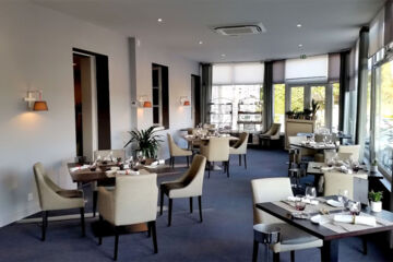 LE GRAND HÔTEL DE MAYENNE Mayenne LE GRAND HÔTEL DE MAYENNE Mayenne