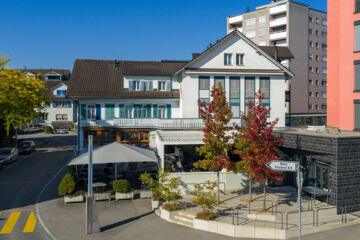 GASTHOF RÖSSLI (B&B) Steinhausen GASTHOF RÖSSLI (B&B) Steinhausen