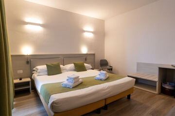 HOTEL SPLENDID SOLE Manerba del Garda (BS)