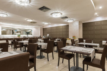 MAGRI'S HOTEL Naples