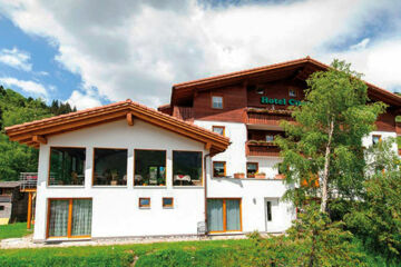 HOTEL CUNTERA Curaglia