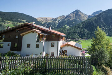 HOTEL CUNTERA Curaglia