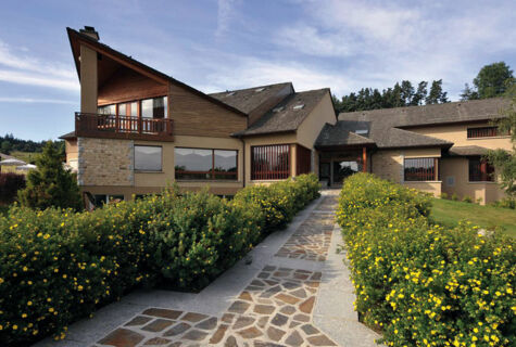 HOTEL CLUB LES HAMEAUX DE LOZERE (B&B) Fournels